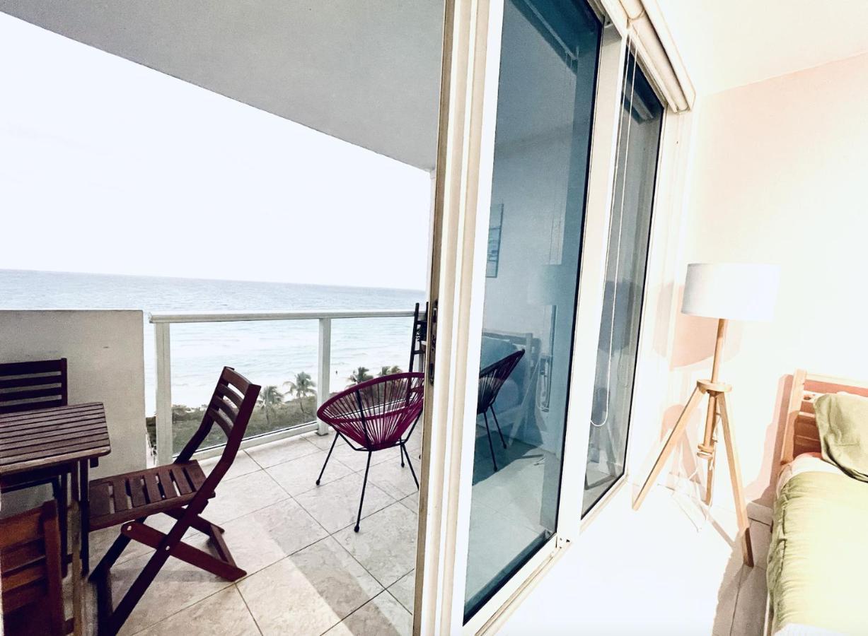 Balcony Direct Ocean Front. Free Valet Parking. Right At Ocean. Apartment Miami Beach Exterior photo